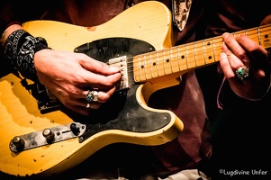 color-CarlWyatt-and-TheDeltaVoodooKings-BluesnRockinBeaufort-Luxembourg-13082016-by-Lugdivine-Unfer-10