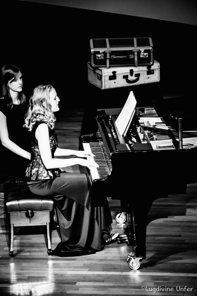 B&W-OnStage-DuoRosa-CD-release-Philharmonie-Luxembourg-19112016-by-Lugdivine-Unfer-135.jpg