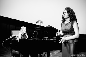 B&W-OnStage-DuoRosa-CD-release-Philharmonie-Luxembourg-19112016-by-Lugdivine-Unfer-85