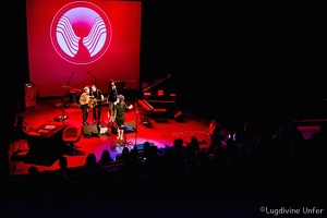 Color-TheGrundClub-ChristmasSHOW-Neimenster-Luxembourg-1412016-by-Lugdivine-Unfer-245