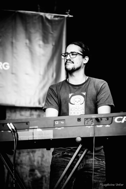 B&W-7-MarcWeltersJointBunch-LionStage-RUK2018-Luxembourg-by-LugdivineUnfer-34.jpg