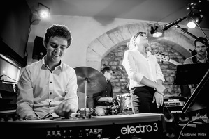 ArthurPossingTrio-ClaireParsons-WineNoteClubJazz-Thionville-FR-13102018-by-LugdivineUnfer-133