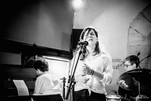 ArthurPossingTrio-ClaireParsons-WineNoteClubJazz-Thionville-FR-13102018-by-LugdivineUnfer-28