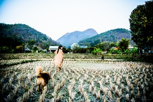 color-ZanetaYodi-BB-Photoshoot-Pai-Thailand-022020-by-LugdivineUnfer-124