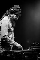 DaddyMory-B&amp;W-FrenchReggaeParty-Casino-Amnéville-FR-25022023-byLugdivineUnfer-83