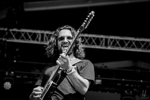 B&amp;W-NoLogo-Fraisans-2023-byLugdivineUnfer-515