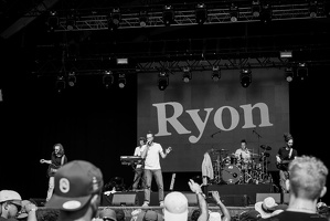 B&amp;W-NoLogo-Fraisans-2023-byLugdivineUnfer-539