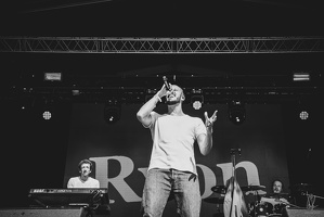 B&amp;W-NoLogo-Fraisans-2023-byLugdivineUnfer-581