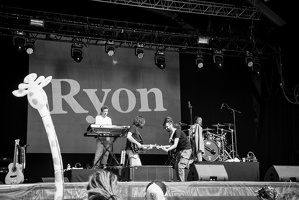 B&amp;W-NoLogo-Fraisans-2023-byLugdivineUnfer-588