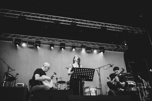 2-PriscilaDaCostaTrio-B&amp;W-Lusofolies2025-uckange-byLugdivineUnfer-75 Large